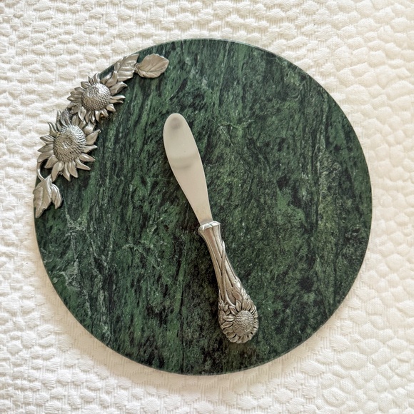 Marble and Pewter Cheese Plate and Spreader - Picture 2 of 7